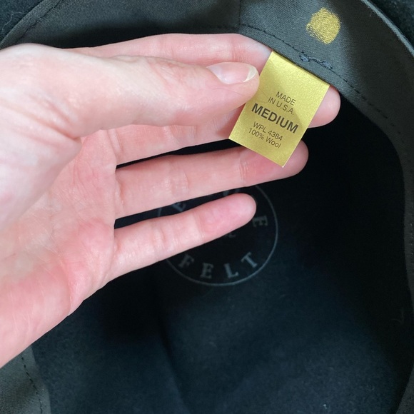 Leisure Felt Red Falcon Cavalier Black Wool Cowgirl Hat - Picture 7 of 7